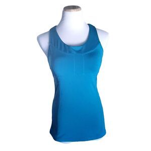Athleta cycling tank top with built-in bra pockets for water bottles on back ST